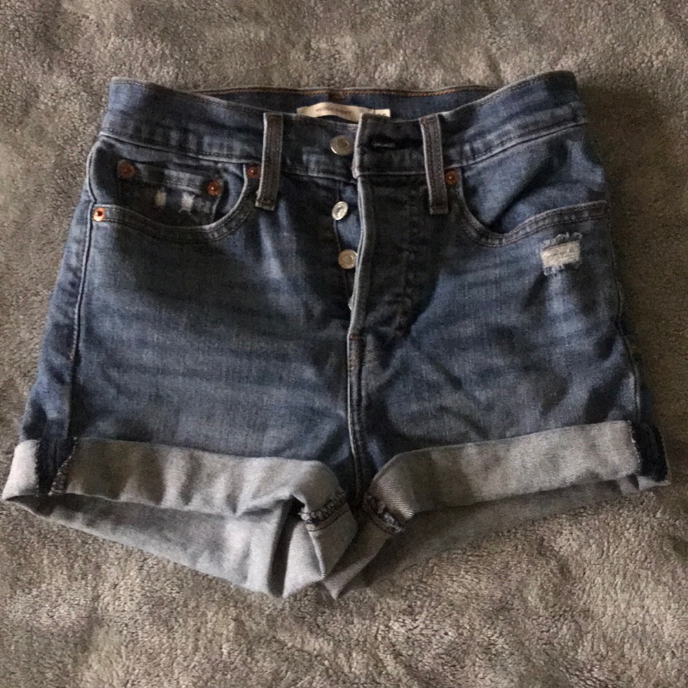 Levi’s high waisted shorts